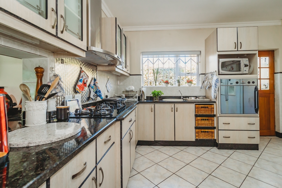 3 Bedroom Property for Sale in Heather Park Western Cape